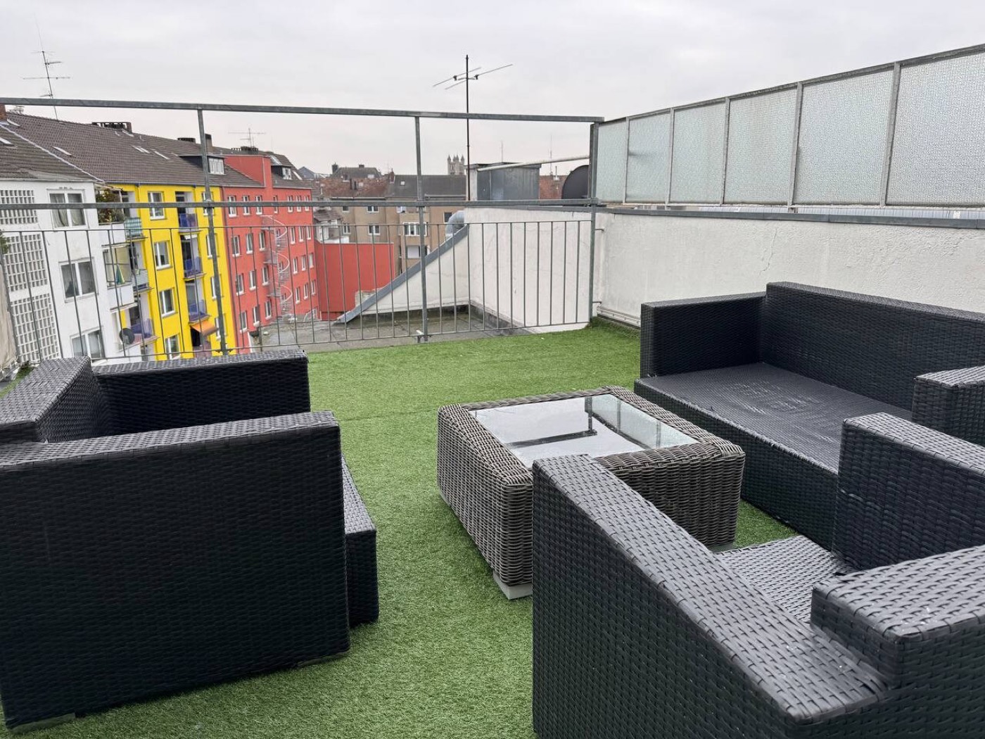 5-room Apartment with Terrace